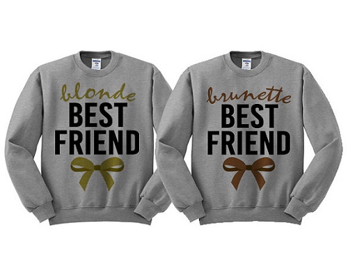 matching sweaters "blonde best friend" and "brunette best friend"