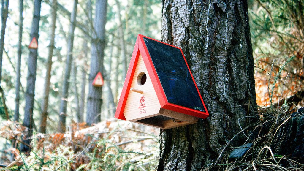 A simple birdhouse with embedded smoke alarm to alert local fire departments of a forest fire
