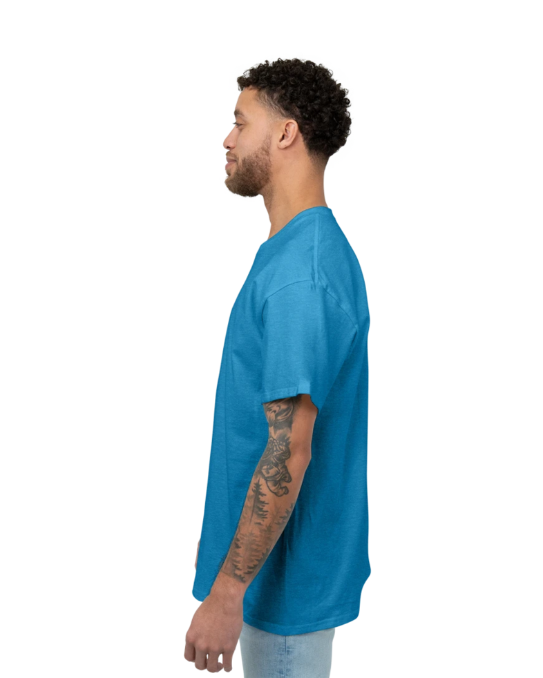 Image of a model wearing a 2000 Gildan Ultra Cotton Tee