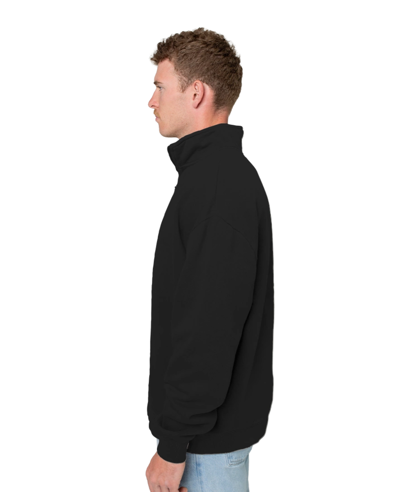 Image of a model wearing a 5167 AS Colour Relax Faded Half Zip