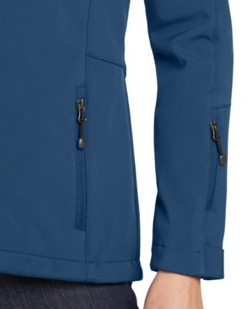 Closeup of a EB537 Eddie Bauer Ladies Hooded Soft Shell Parka