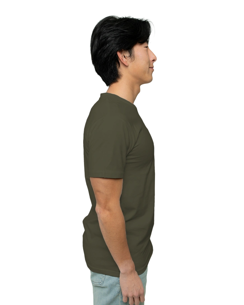 Image of a model wearing a 5051 AS Colour Basic Tee