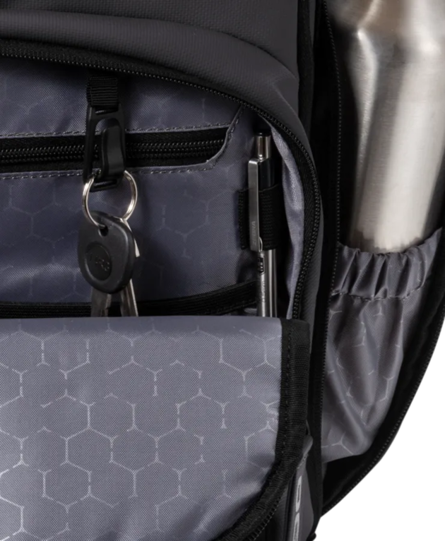 Closeup of a 91009 OGIO Commuter Transfer Pack