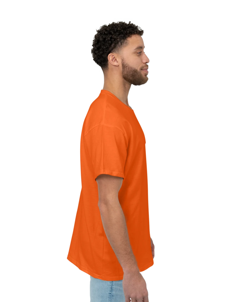 Image of a model wearing a 2000 Gildan Ultra Cotton Tee
