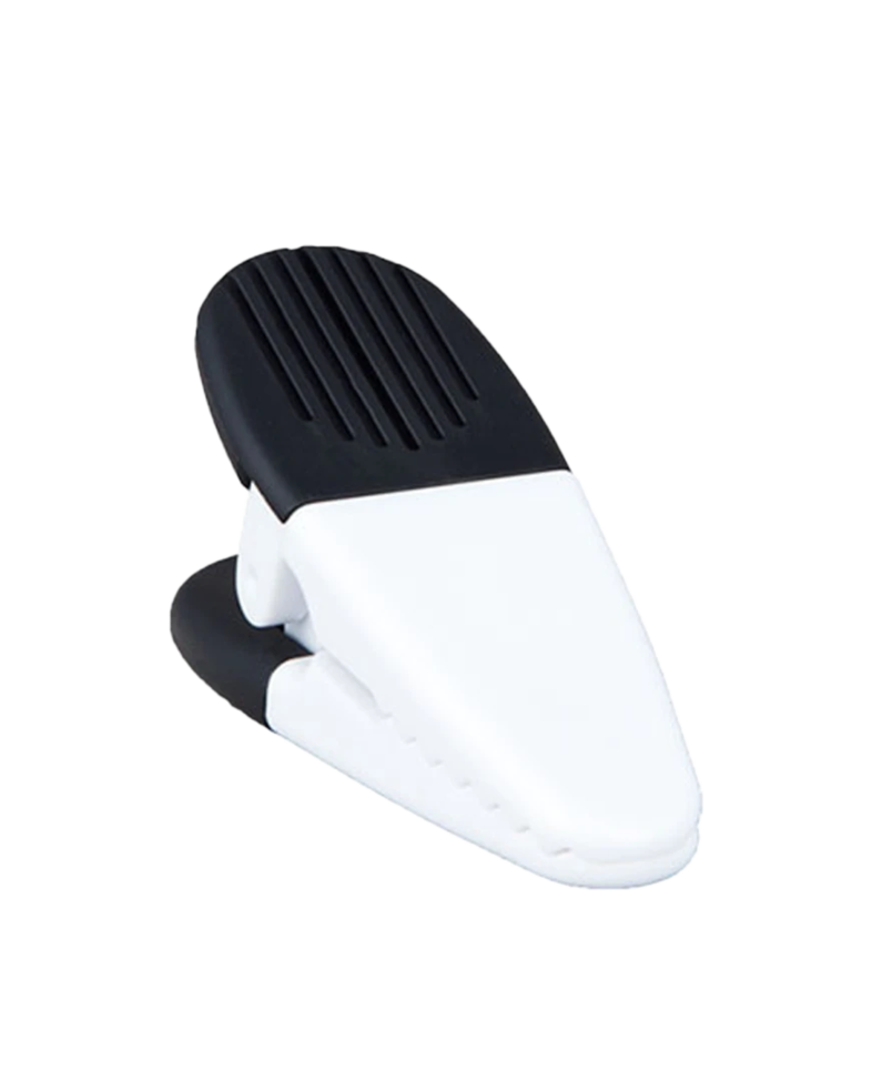 Image of a model wearing a AC1 Magnetic Alligator Clip