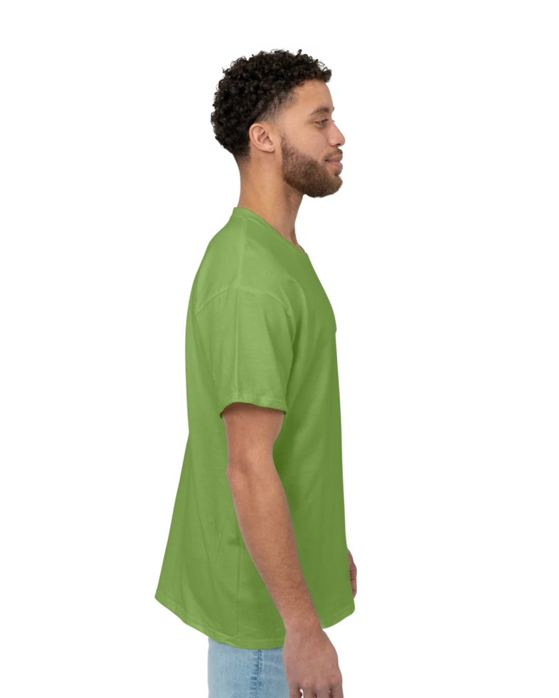 Image of a model wearing a 2000 Gildan Ultra Cotton Tee